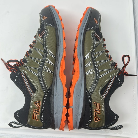 Fila Trail shoes Size 9-9 1/2 - Picture 7 of 8